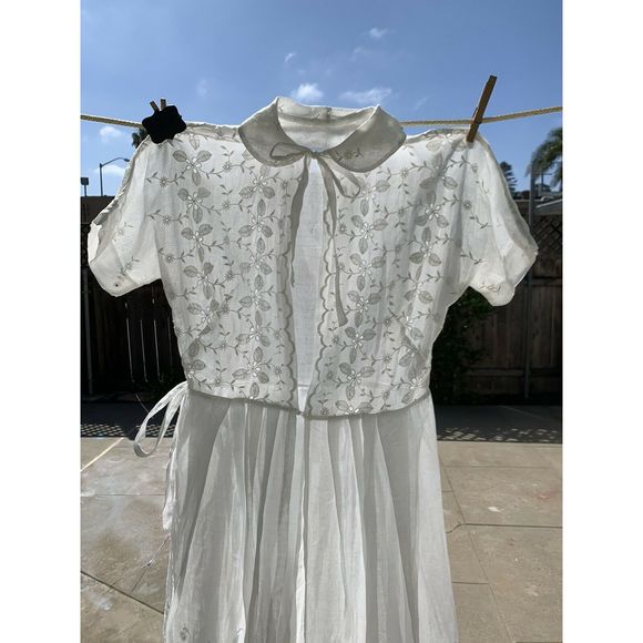 Vintage Dresses & Skirts - Vintage 1930s White Organdy Wedding Dress